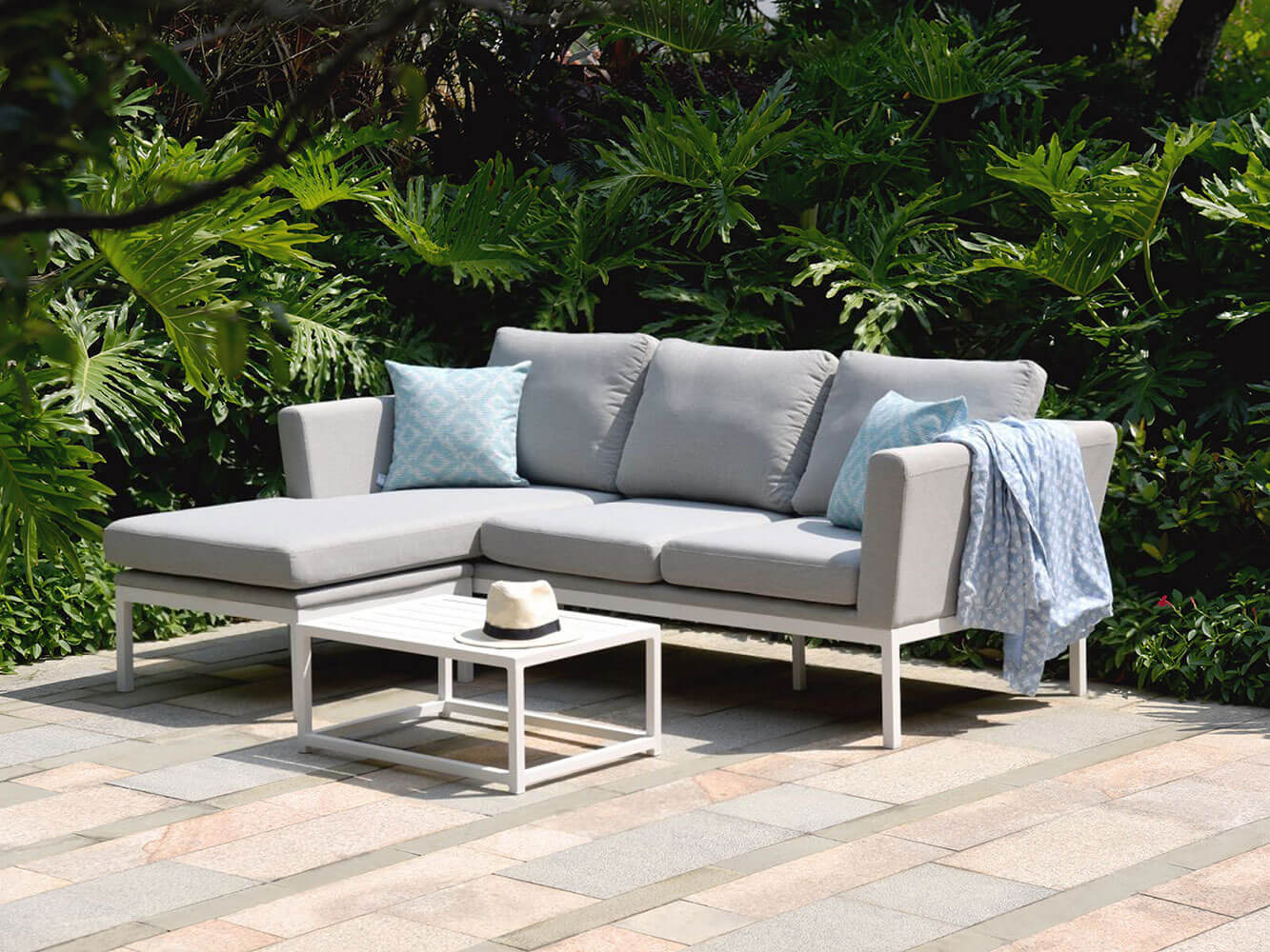 Conjunto de Sofá com Chaise Longue Argenta