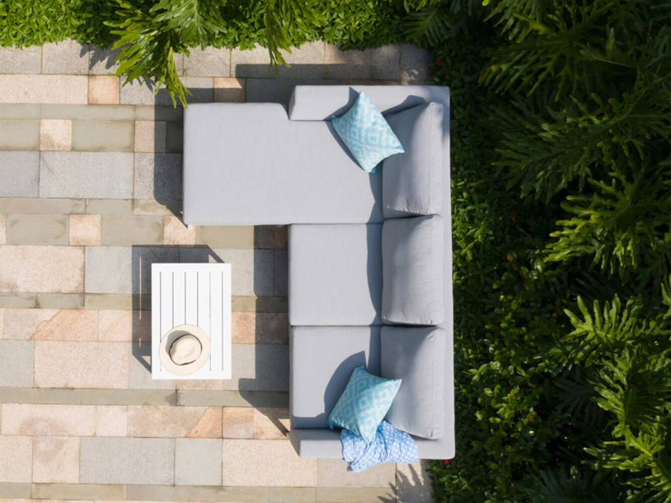 Conjunto de Sofá com Chaise Longue Argenta